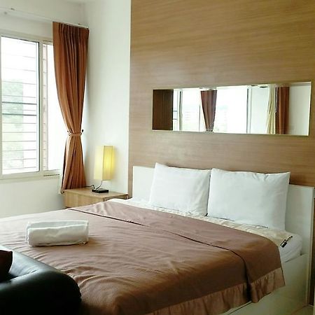 Ferienwohnung The Seacraze Hua-Hin By Montri C. Hua Hin Exterior foto